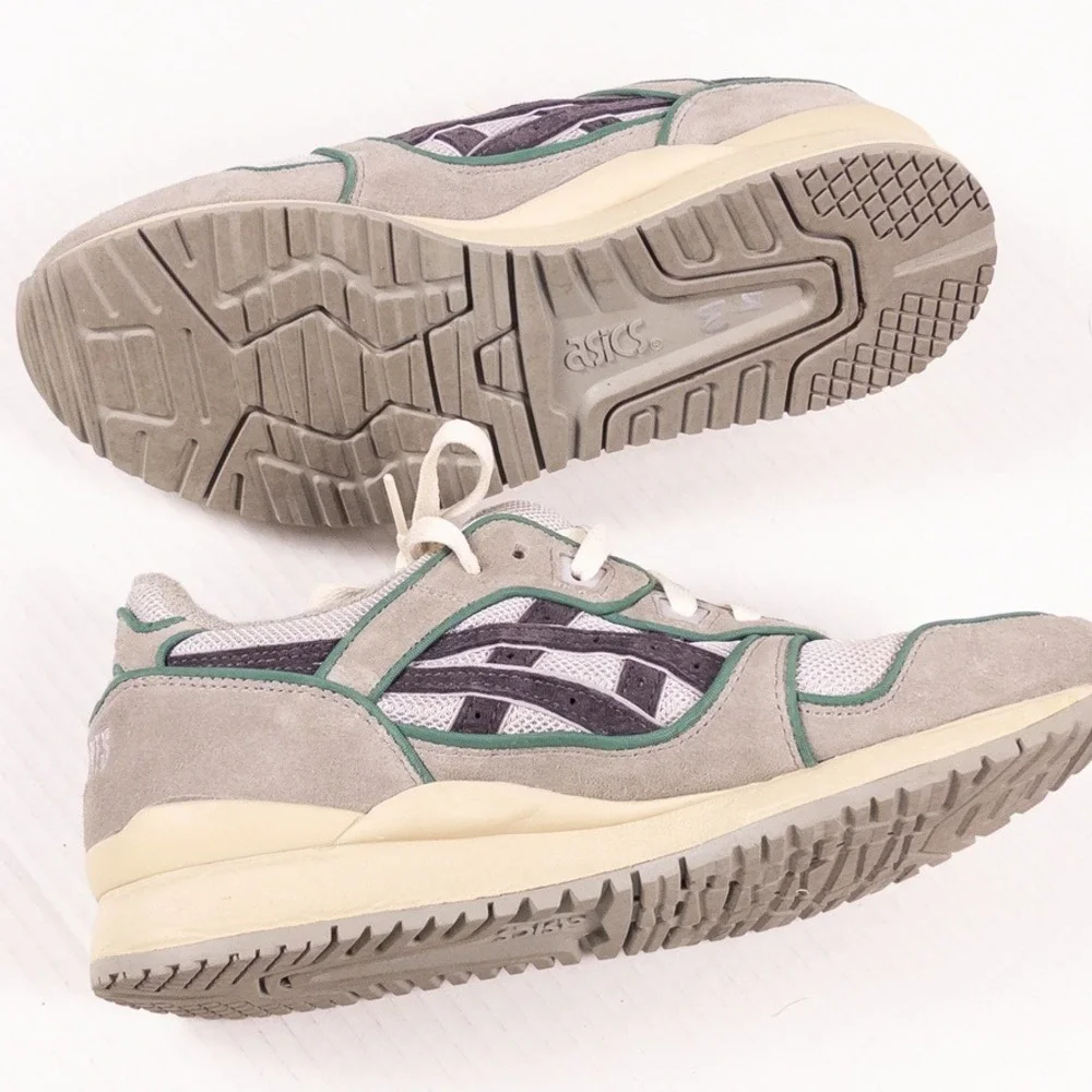 ASICS Gel-Lyte III OG Pleasures Mens 7.5 Grey Meteorite Suede Sneaker Streetwear